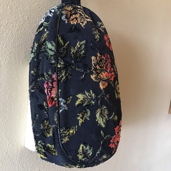 Vintage Tapestry Fabric Floral Oblong Wristlet Purse - Picture 3 of 6